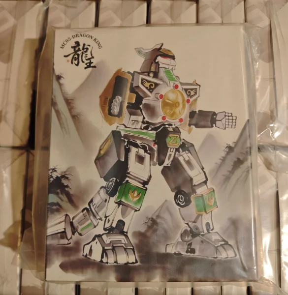 Model Kit Megazord - Disponibile Lucky Cat MICRO COSMOS MC-05