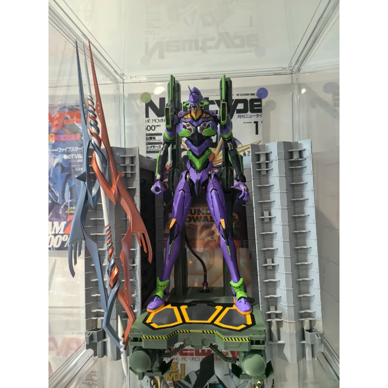 Model Kit Genesis - Disponibile il modello Tron di Neon
