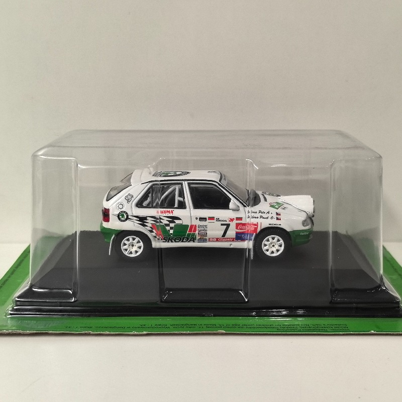 Modellino in Scala 1:43 SKODA  - Model Kit Toy recensione e prezzo