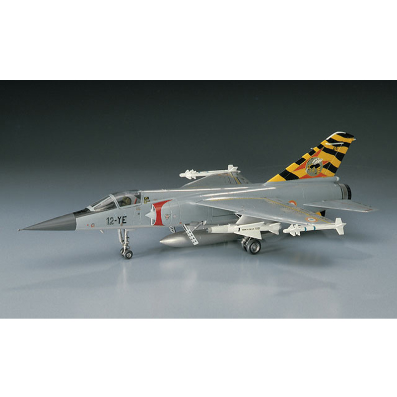 Modello di assemblaggio prefab - Model Kit Hasegawa recensione e prezzo