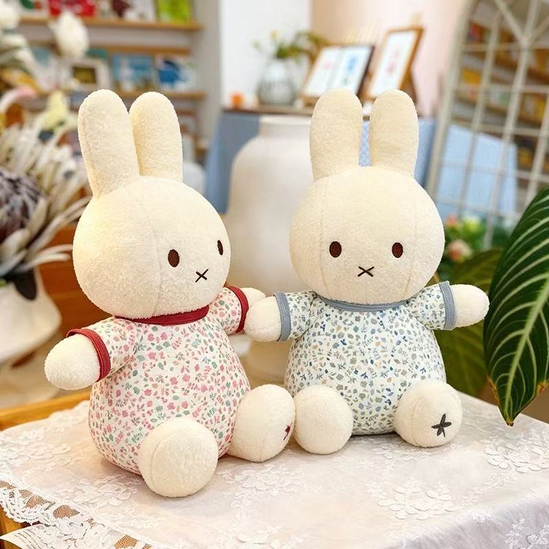 Peluche di Coniglio Miffy da 3 - Model Kit Game recensione e prezzo